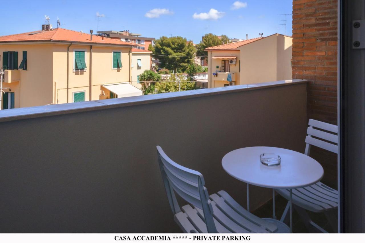 Elegante Casa Accademia ***** - Private Parking Apartment Livorno Exterior photo